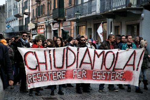 <b>Chivasso</b>: discariche a cielo aperto, la manifestazione - Officine ...