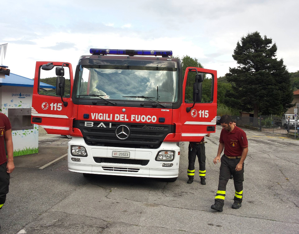 I vigili del fuoco in azione