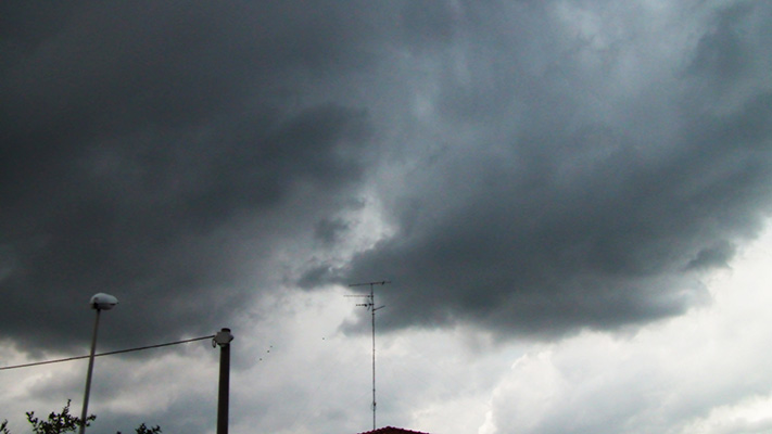 VERCELLI. Maltempo: Trino Vercellese, chiuso ponte su fiume Po