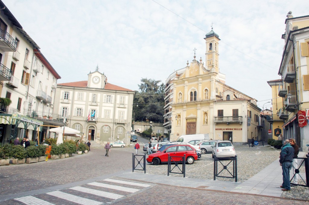 piazza Ubertini rifatta