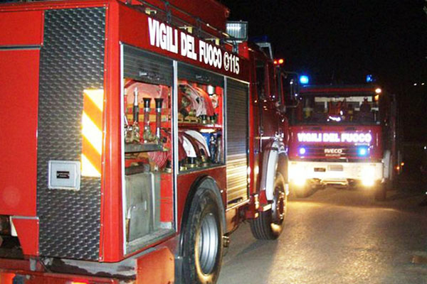 ASTI. Incendiano bar, caccia agli autori