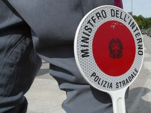 BIELLA. Ubriaco al volante del pullman porta in gita scolaresca, autista denunciato