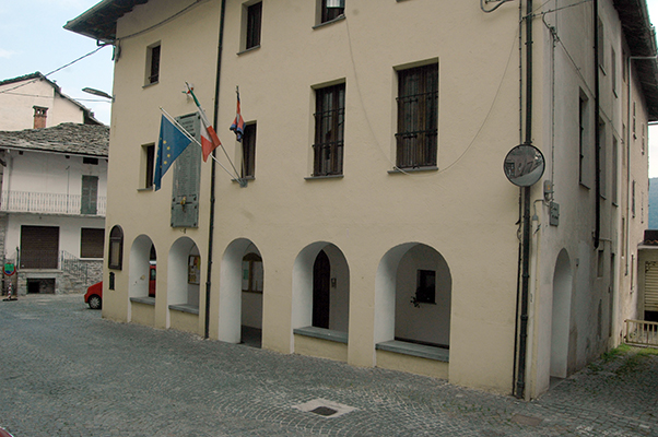 MUNICIPIO TRAVERSELLA