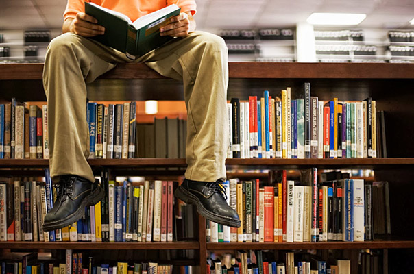 TORINO. Svaligiata libreria dopo 4 giorni da inaugurazione