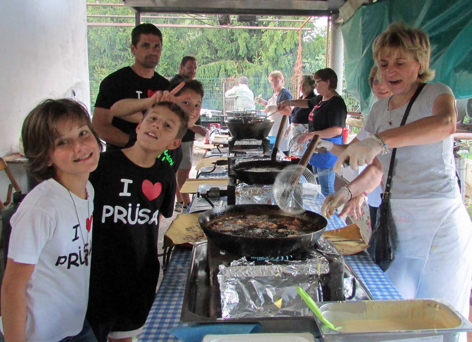 Perosa Pro Loco Ferragosto 2014 fritto misto