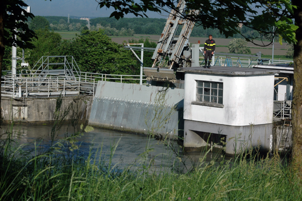 Le ricerche alla diga in località Cimena