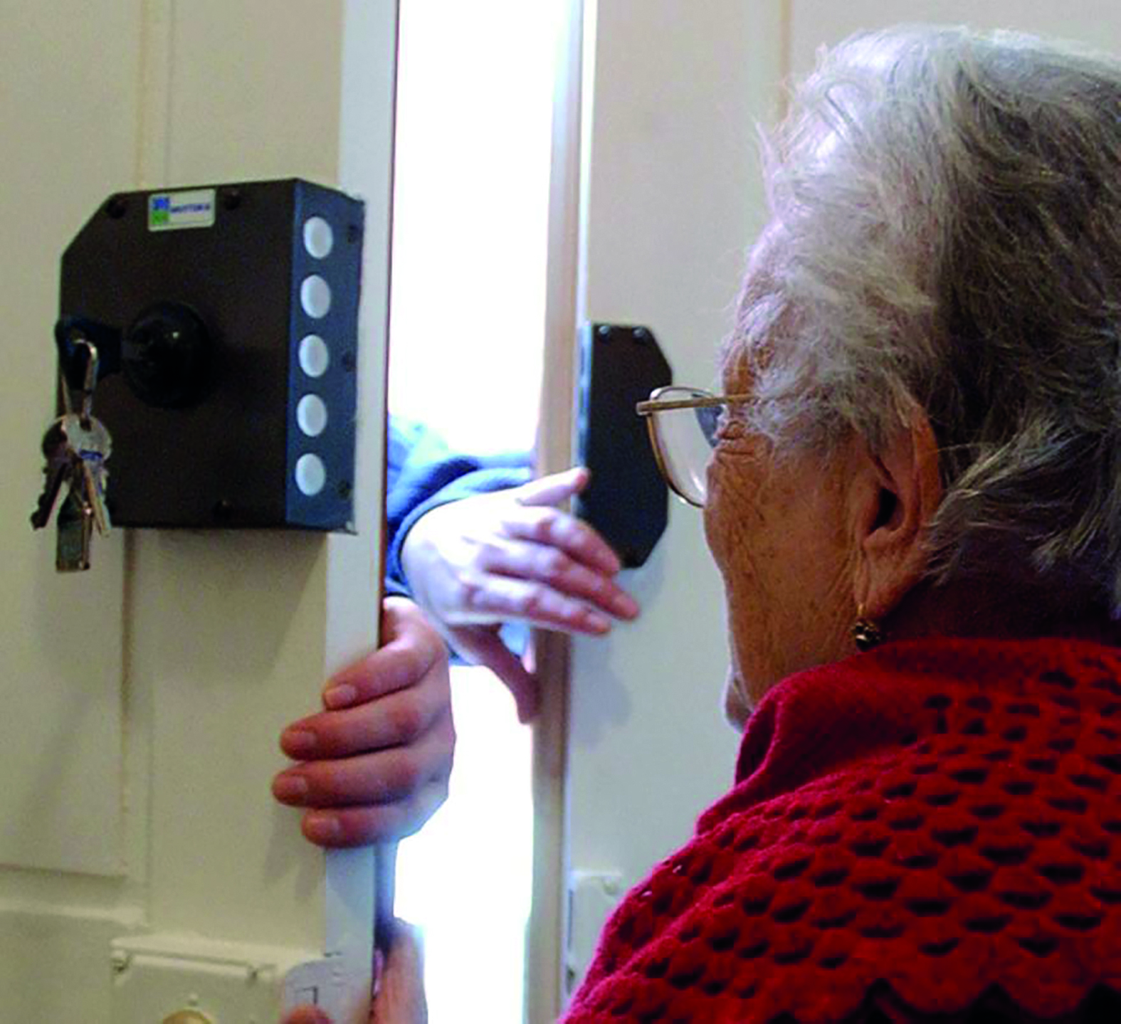 BIELLA. Raggirano anziana per oltre 1 milione di euro, tre indagati