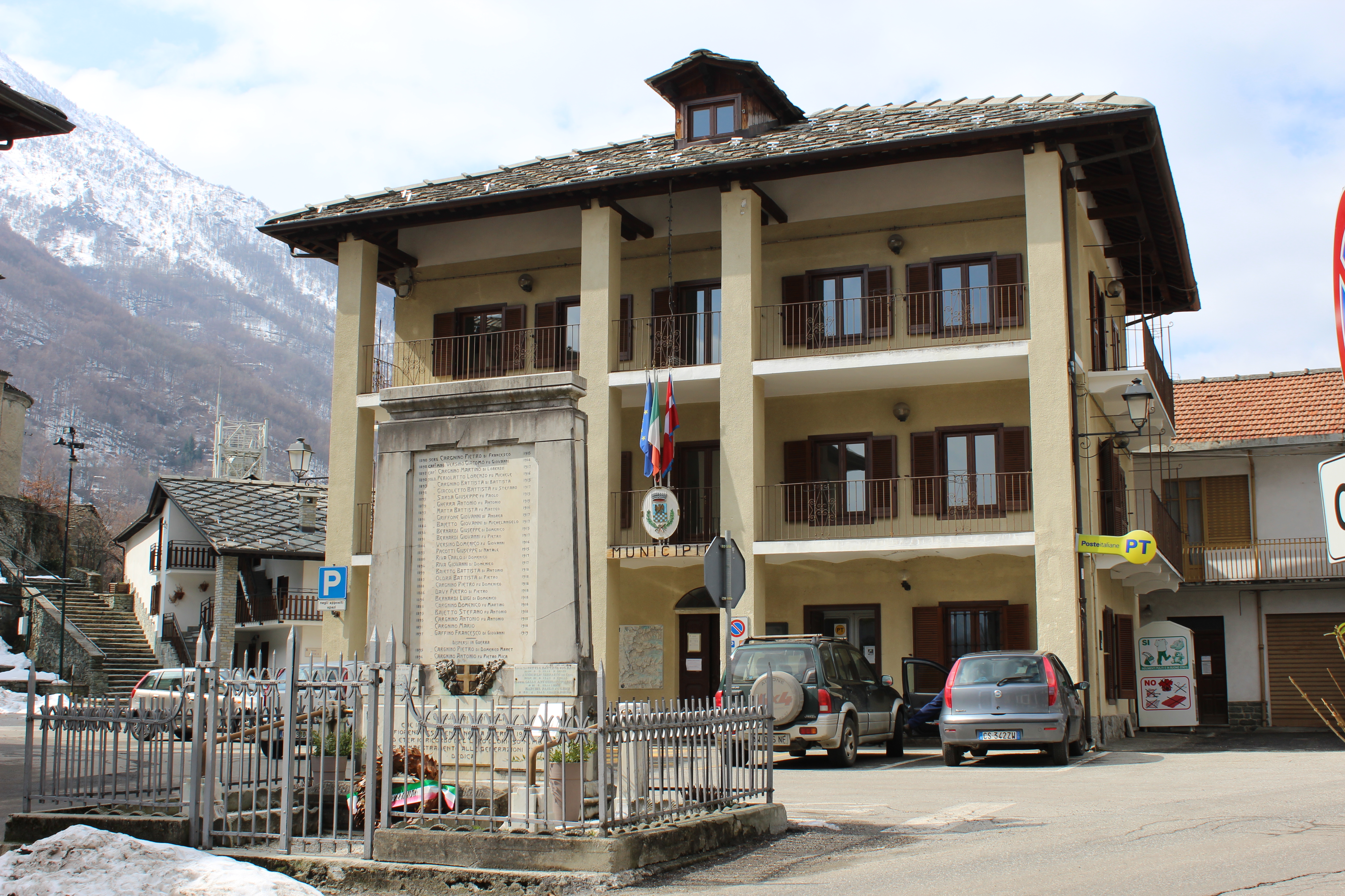 Il municipio di Lemie