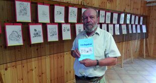 Frassinetto. Luigi Formia con uno dei suoi libri.