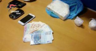 cocaina pura in una scarpiera